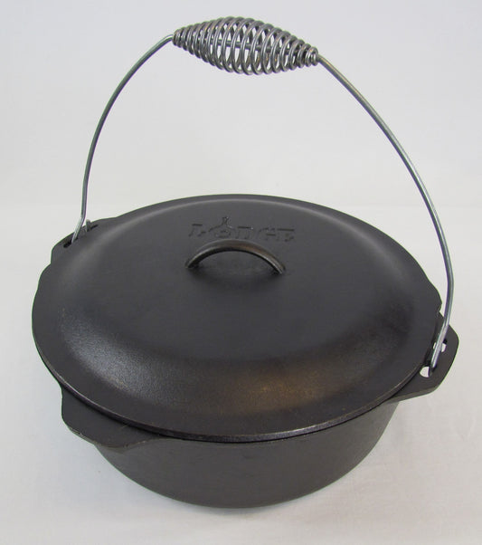 Lodge Logic Cast Iron 9 Qt Dutch Oven w/Lid & Bail Handle