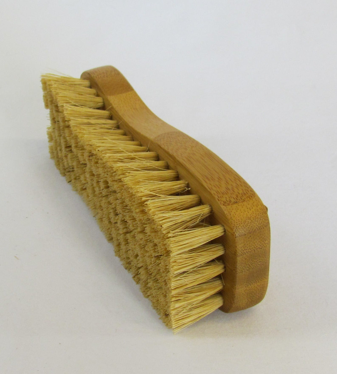 Lola Natural Fiber Tampico Scrub Brush, Bamboo Handle