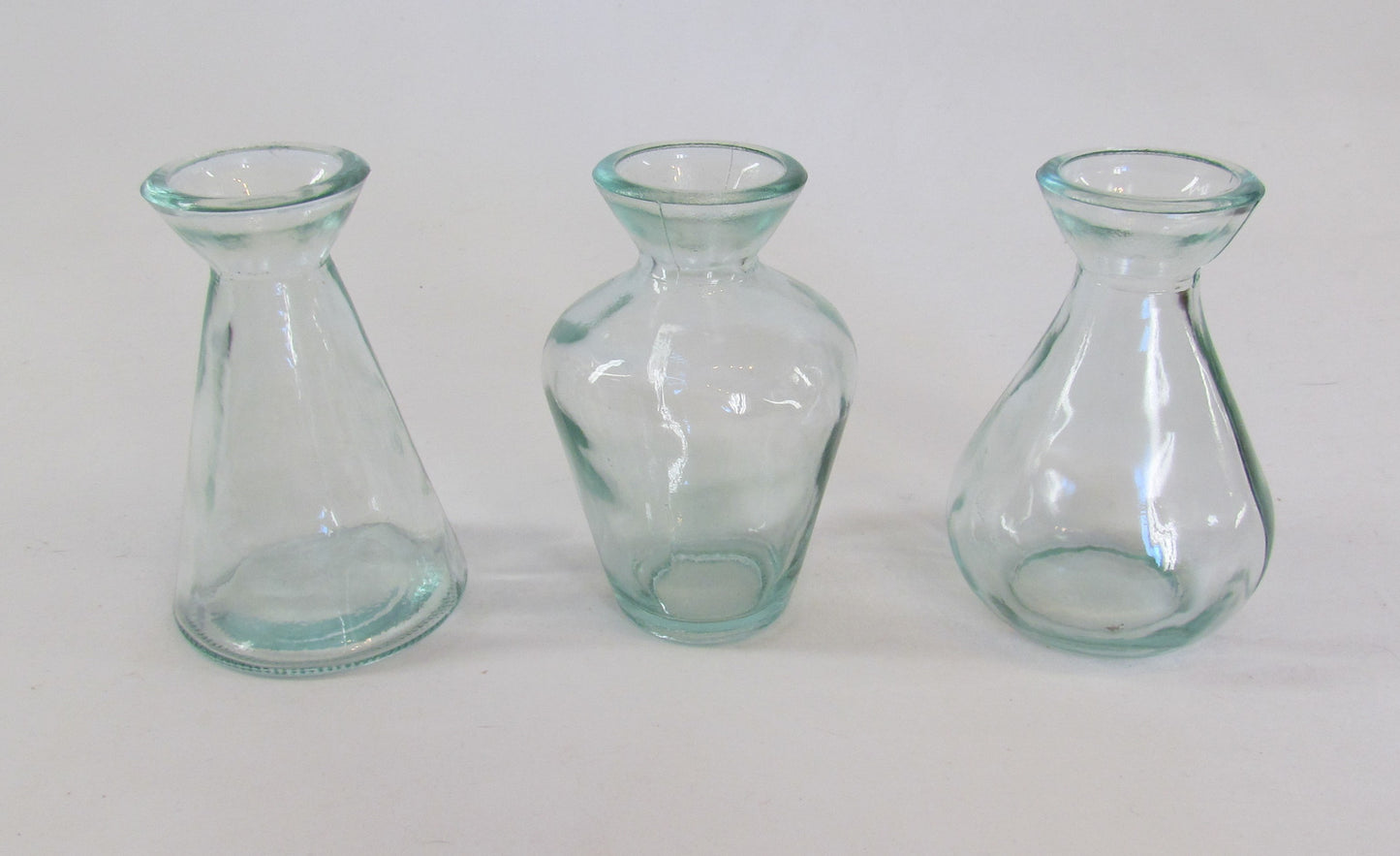 Down to Earth Small Vases, Set of 3 – clear
